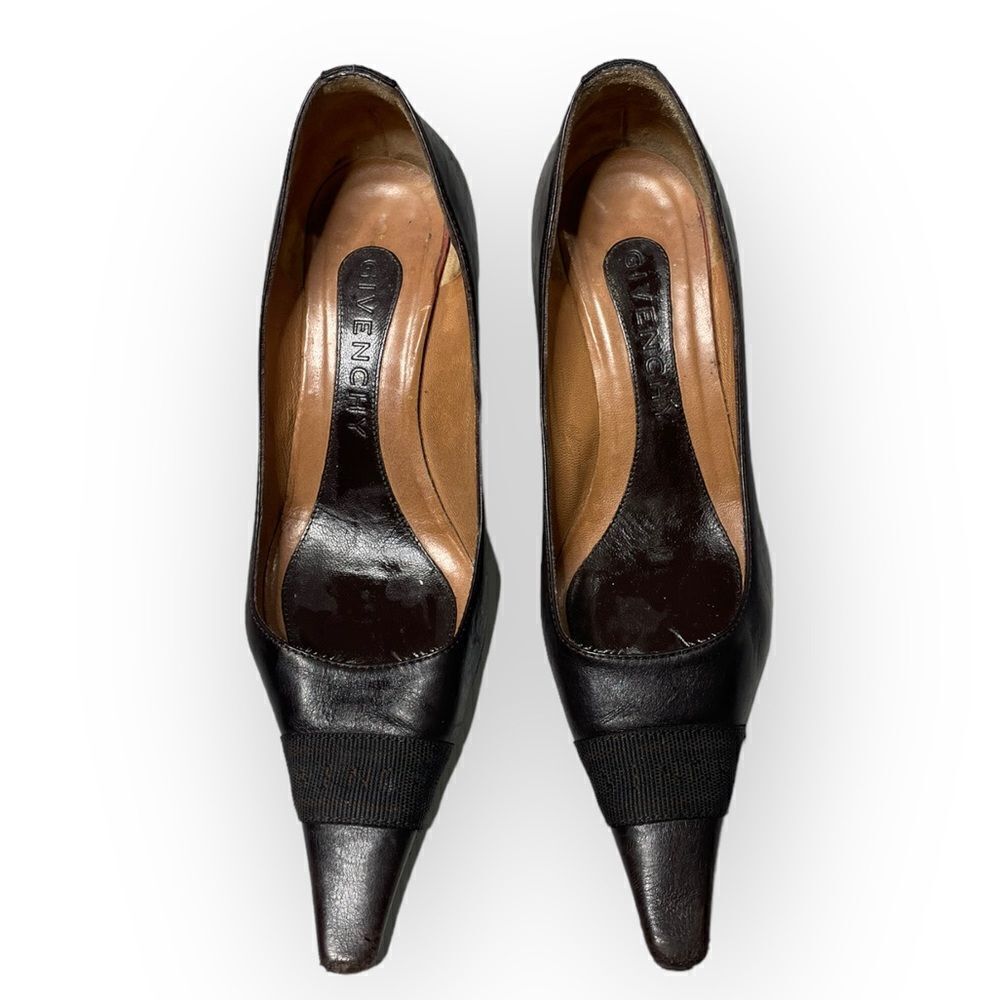 Givenchy leather brown pump 3 inch heeled pump Size 6